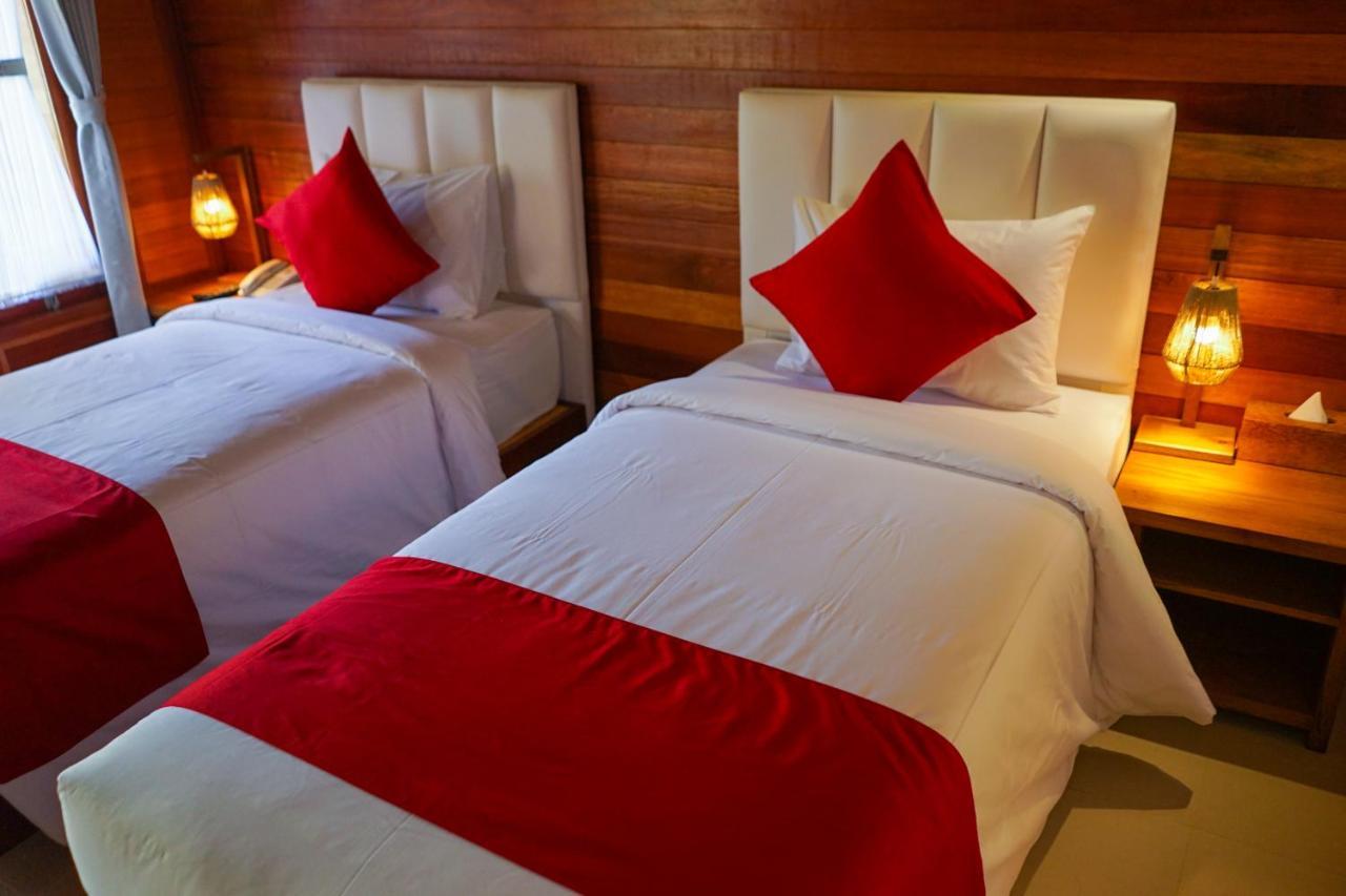 La'villaris hotel&resto Kuta  Esterno foto